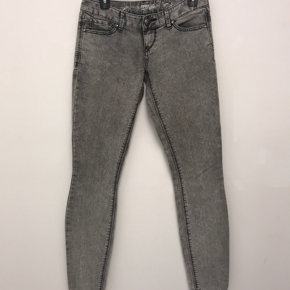 Gray express jeans!